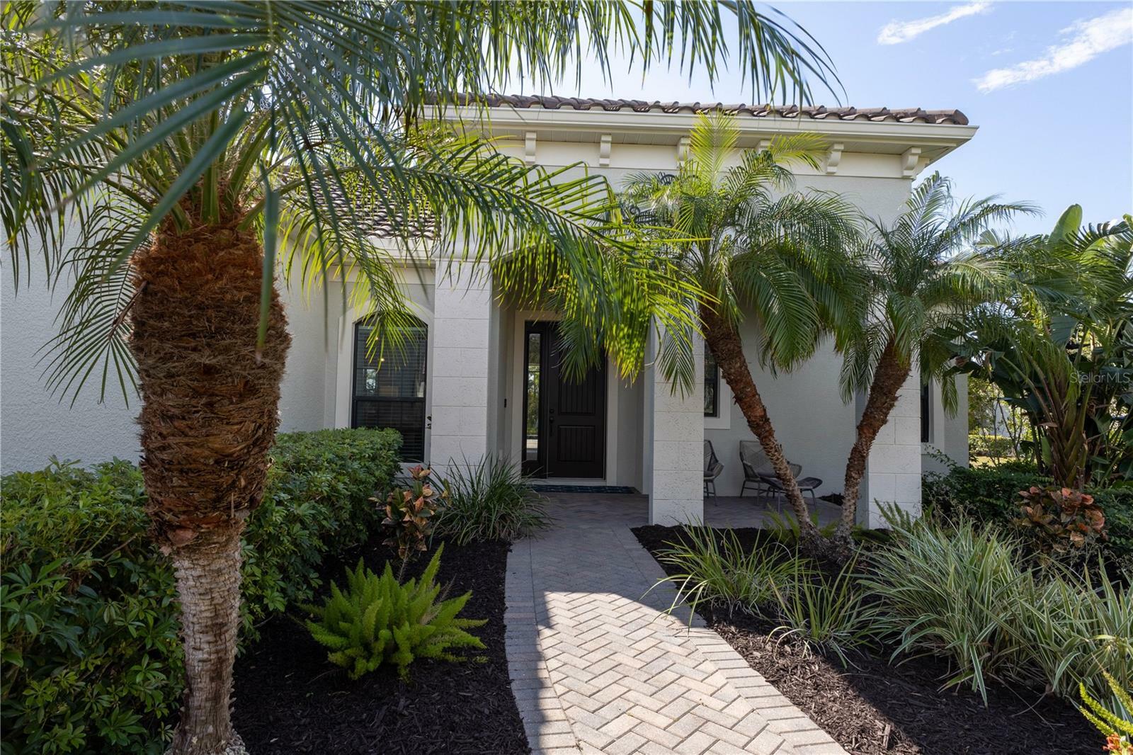 Property Photo:  7817 Passionflower Drive  FL 34241 