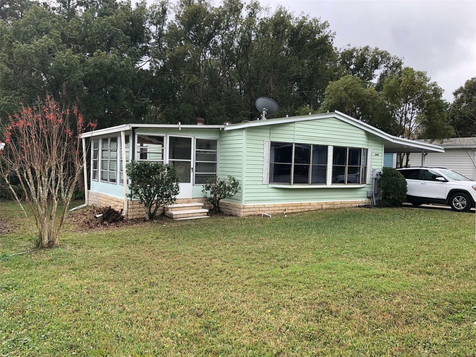 Property Photo:  2060 Brookside Drive  FL 32757 