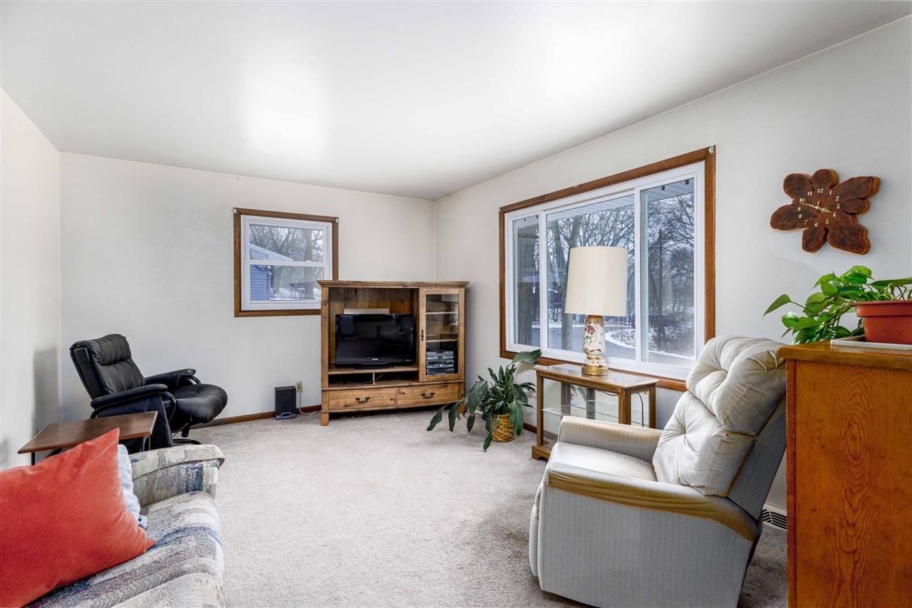 Property Photo:  3064 Maryland Avenue  MI 49525 