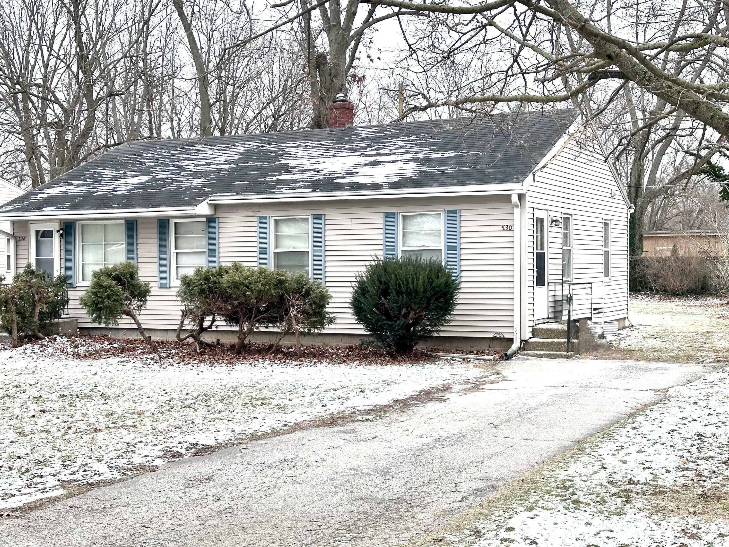 Property Photo:  528 Chippewa Road  MI 49022 