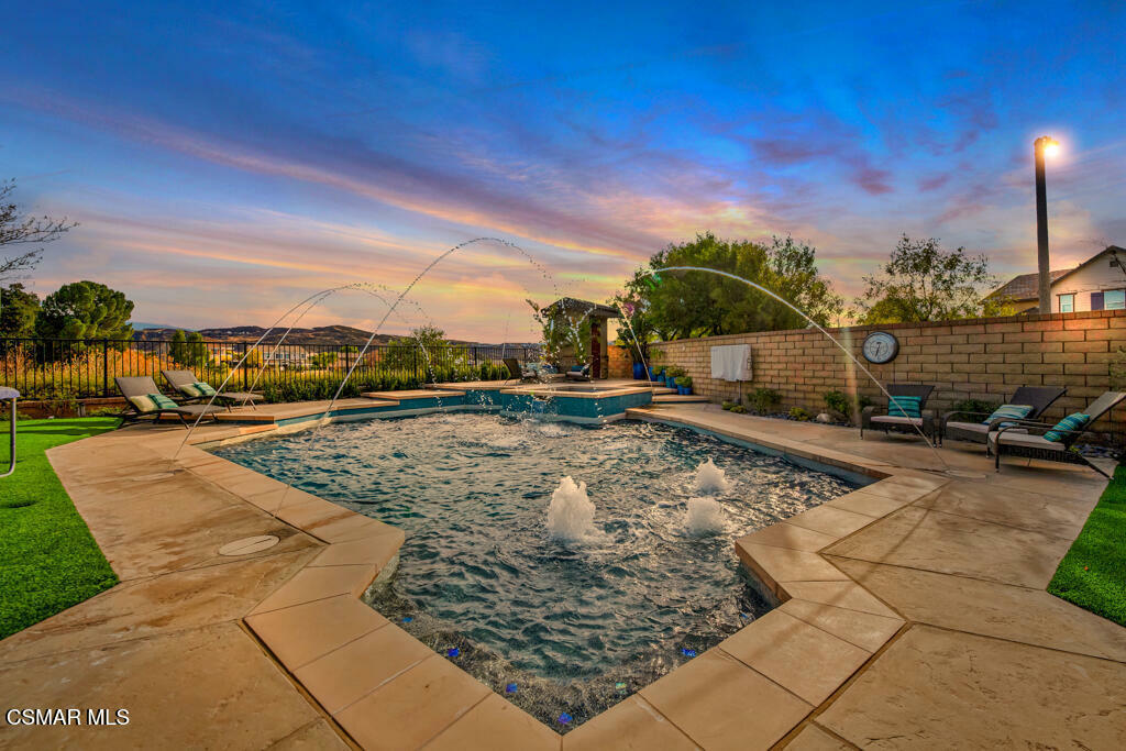 Property Photo: 22570 Skipping Stone Drive CA 91350