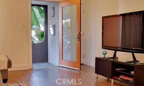 Property Photo: 5150 Romaine Street CA 90029