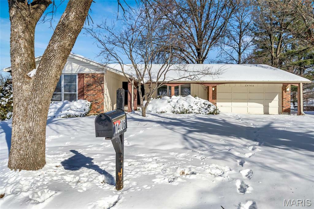 Property Photo:  14706 Airelle Court  MO 63034 