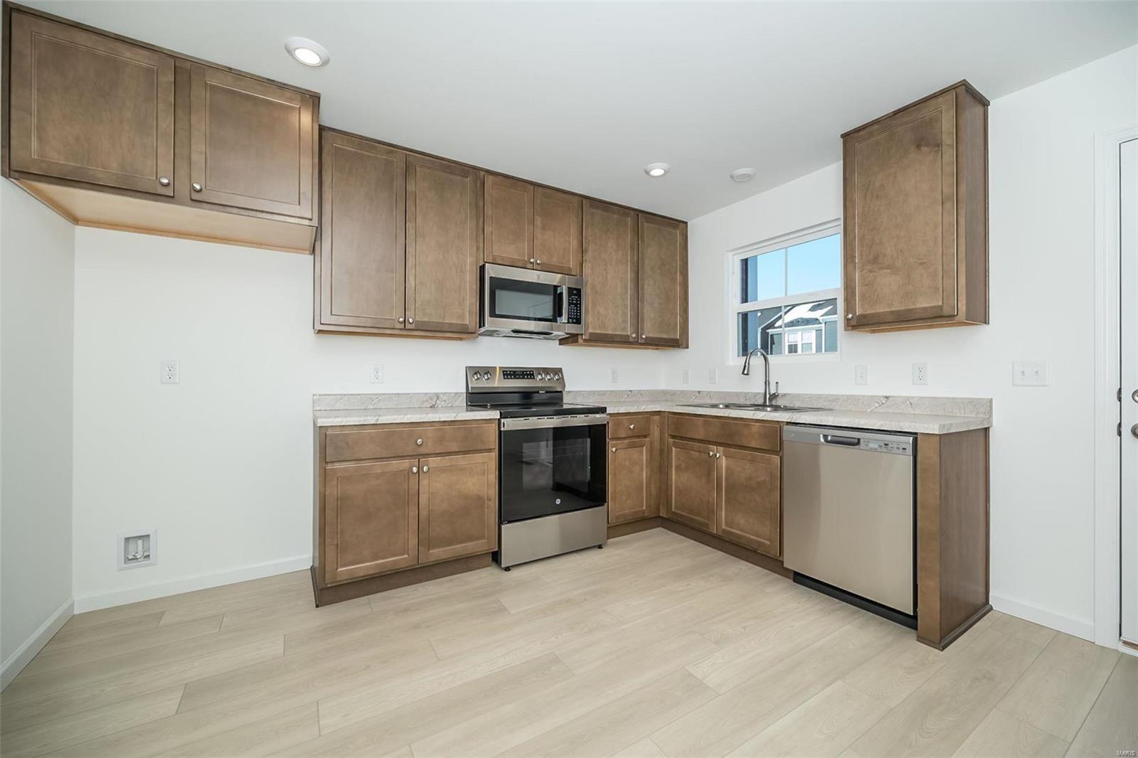 Property Photo: 103 Cardow Drive 169-605 MO 63368