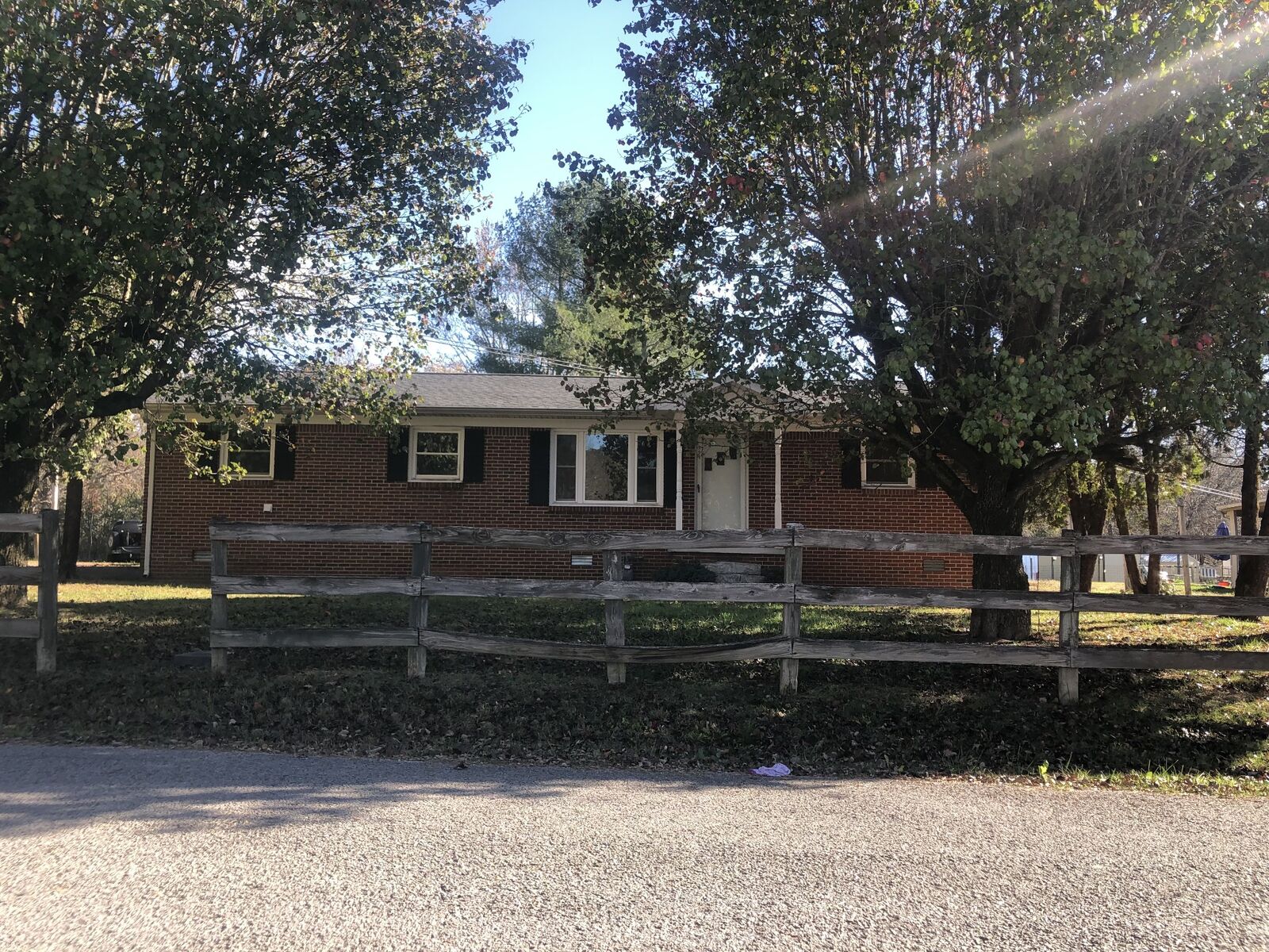 Property Photo: 359 Adcock Cemetery Rd TN 37166