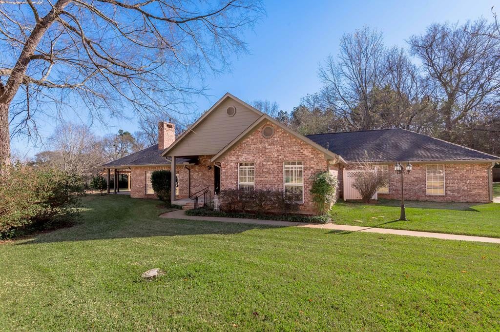 Property Photo:  714 County Road 2091  TX 75965 