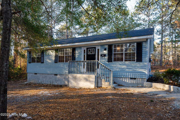 Property Photo: 1090 W Maine Avenue NC 28387