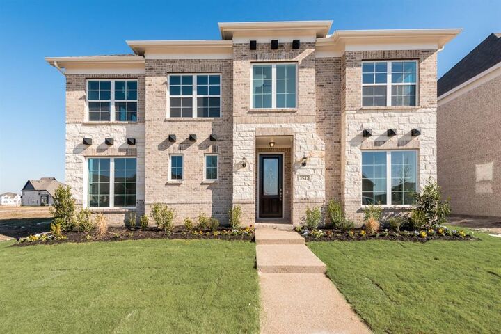 Property Photo: 3542 Coneflower Trail TX 76084