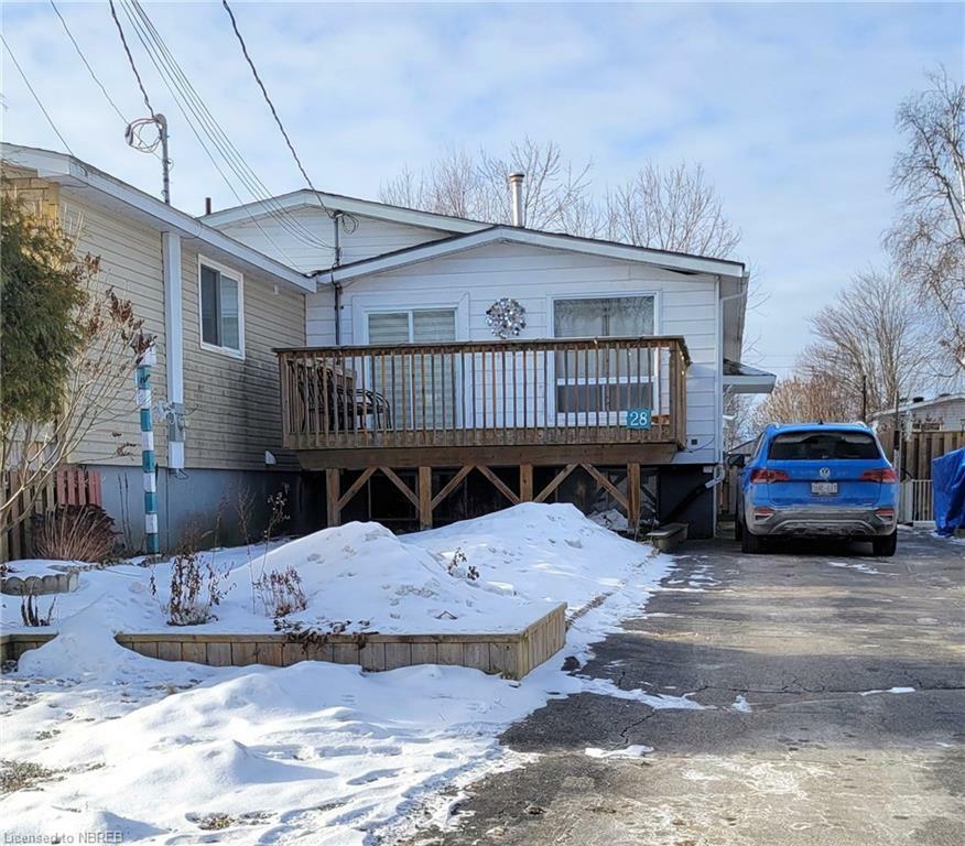 Photo de la propriété:  28 Ryan Avenue  ON P1A 3W7 