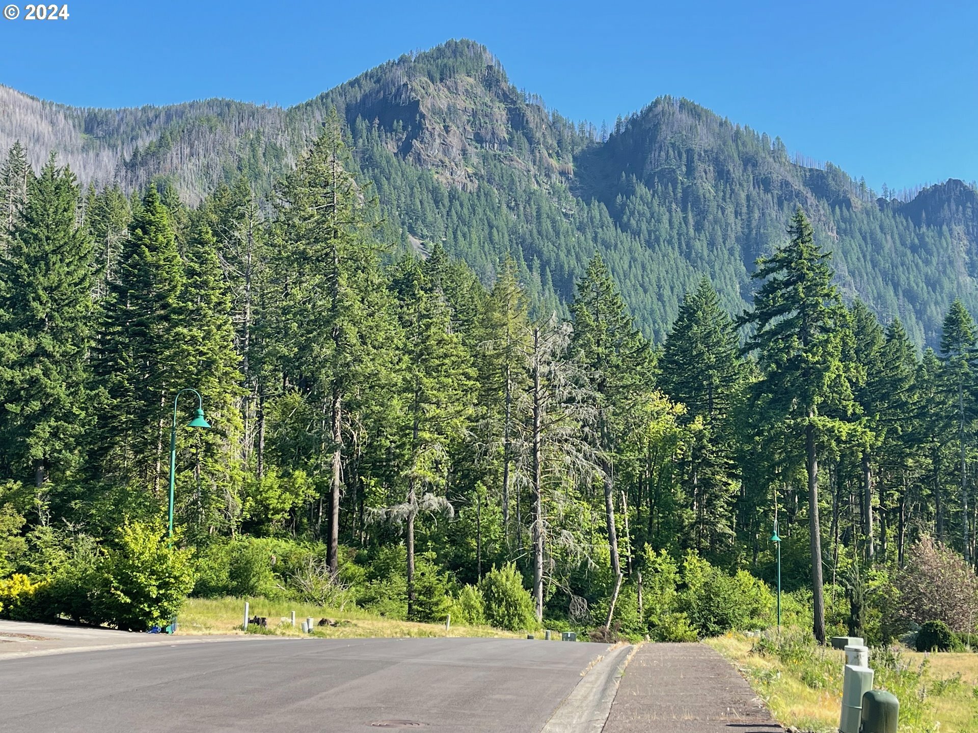 205 SW Sternwheeler Dr 30  Cascade Locks OR 97014 photo