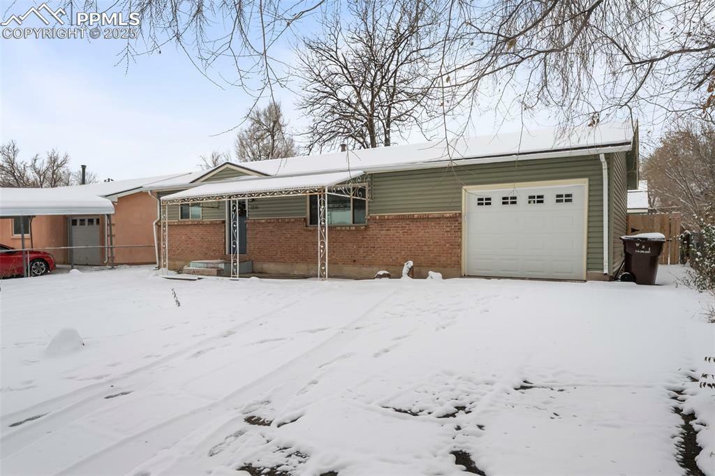 Property Photo: 1216 Burnham Street CO 80906