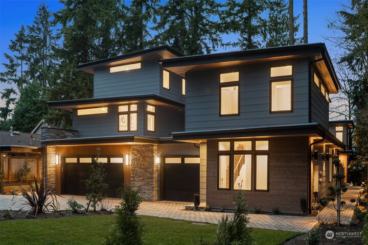 Property Photo: 12710 NE 72nd Street WA 98033