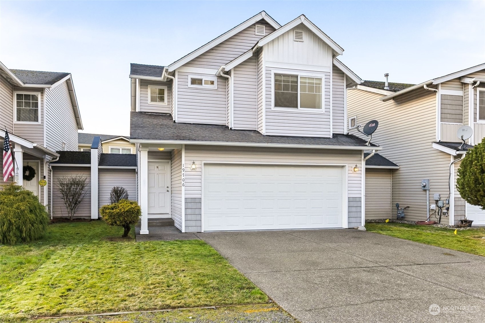 Property Photo:  19706  104th Avenue E  WA 98338 