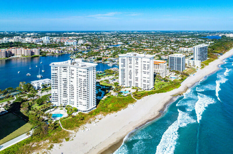 Property Photo: 550 S Ocean Boulevard 2208 FL 33432