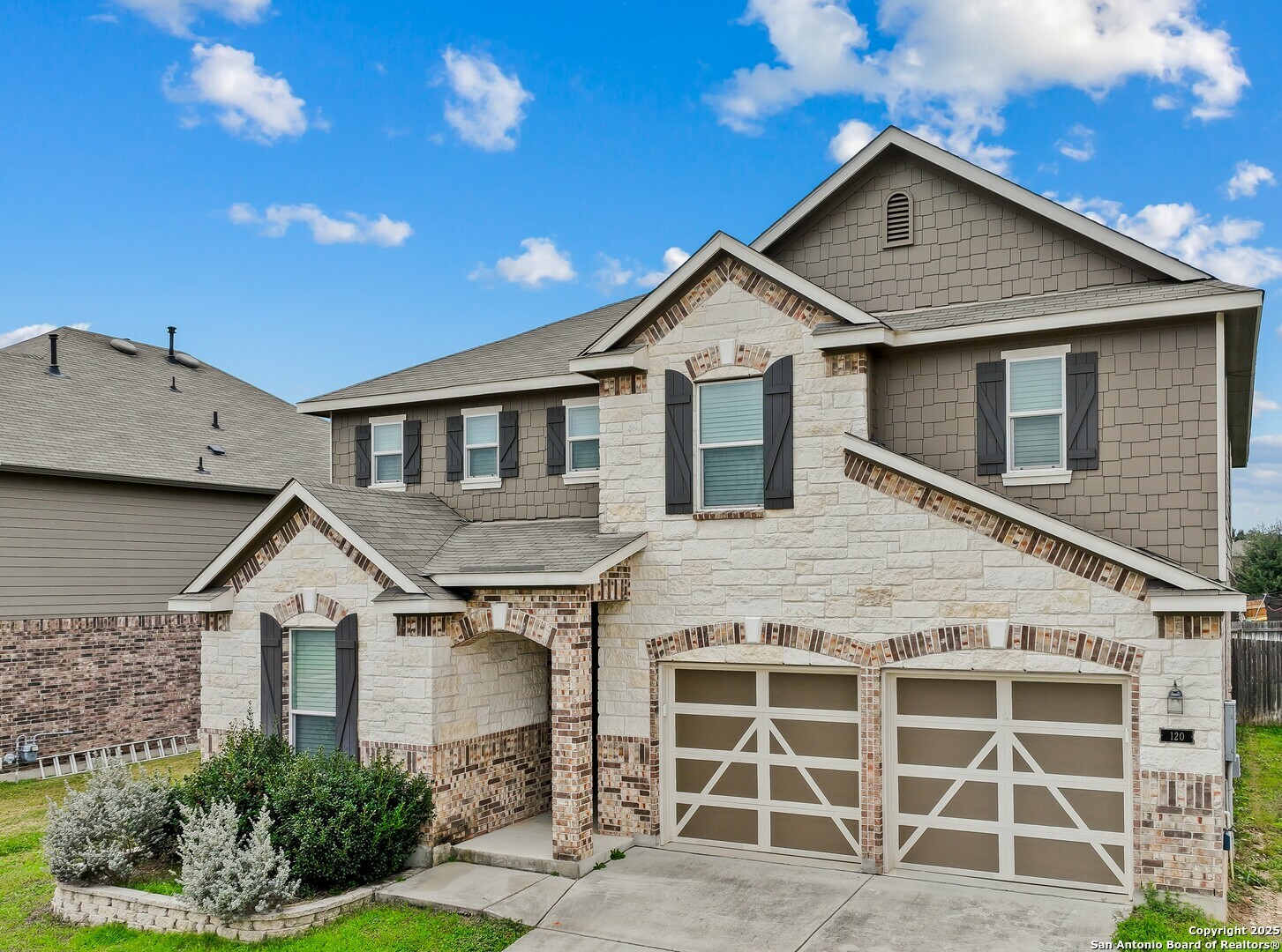 Property Photo: 120 Rocky Path TX 78006