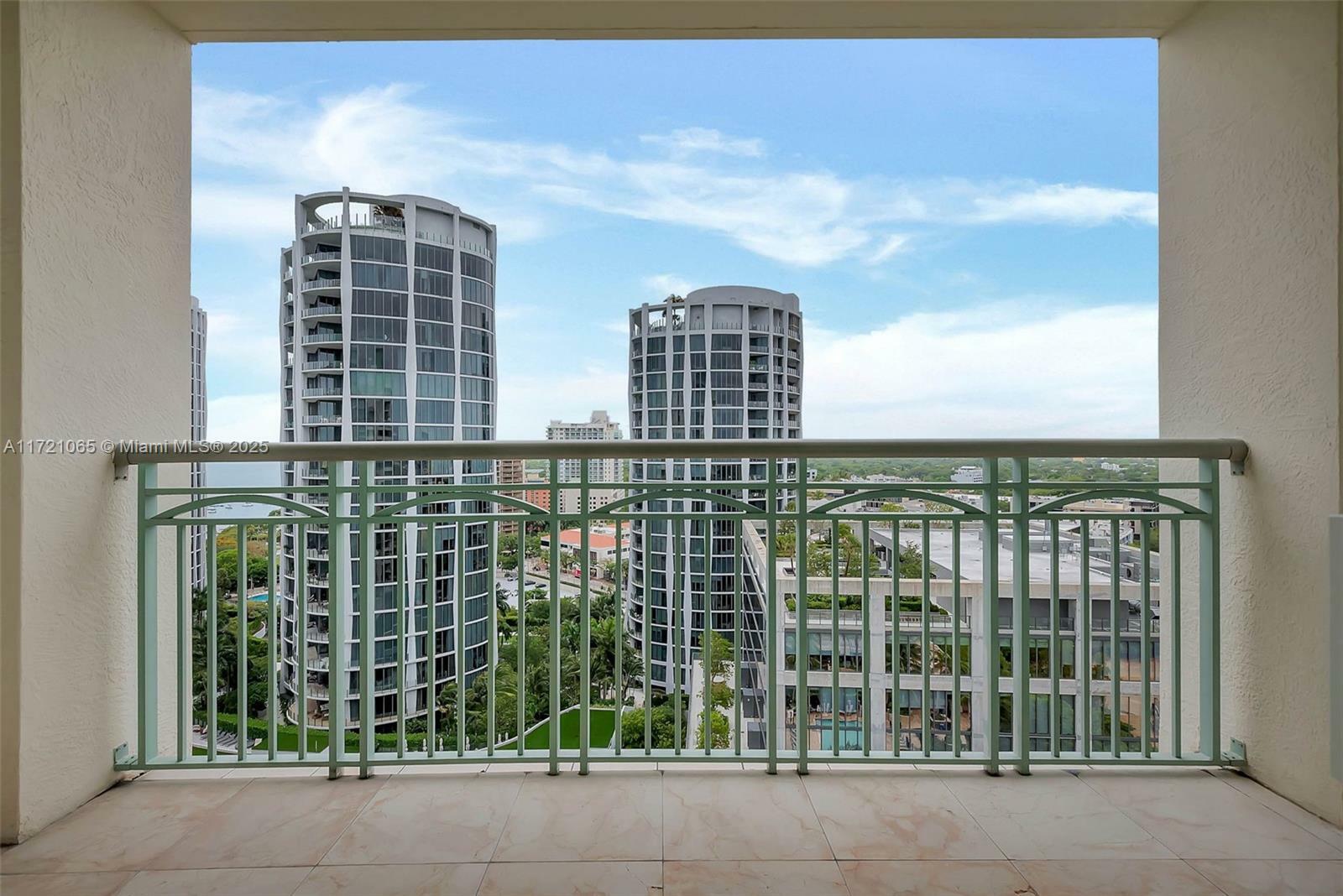 Property Photo: 3350 SW 27 Ave 1804 FL 33133