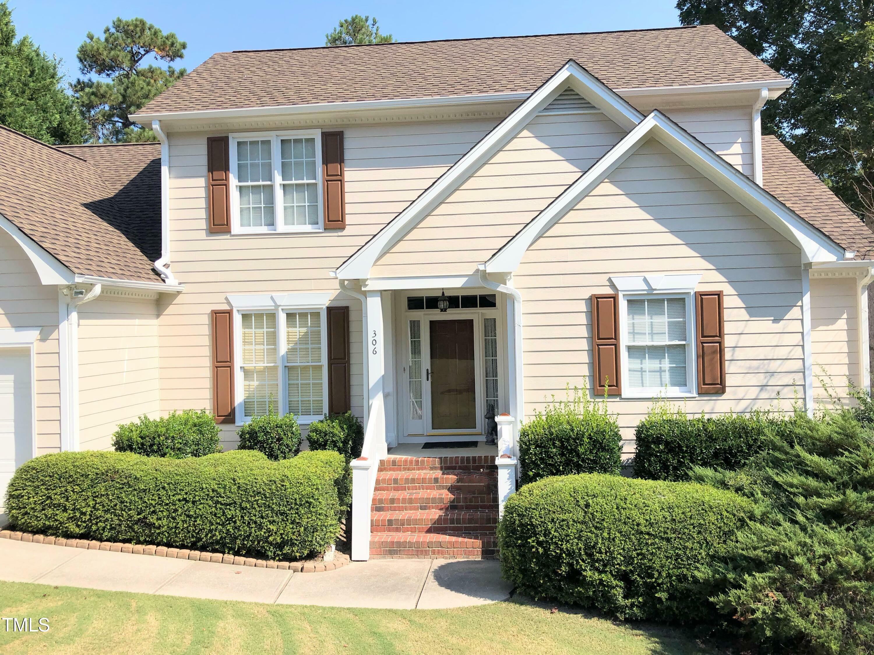 Property Photo:  306 Neuse Ridge Drive  NC 27527 