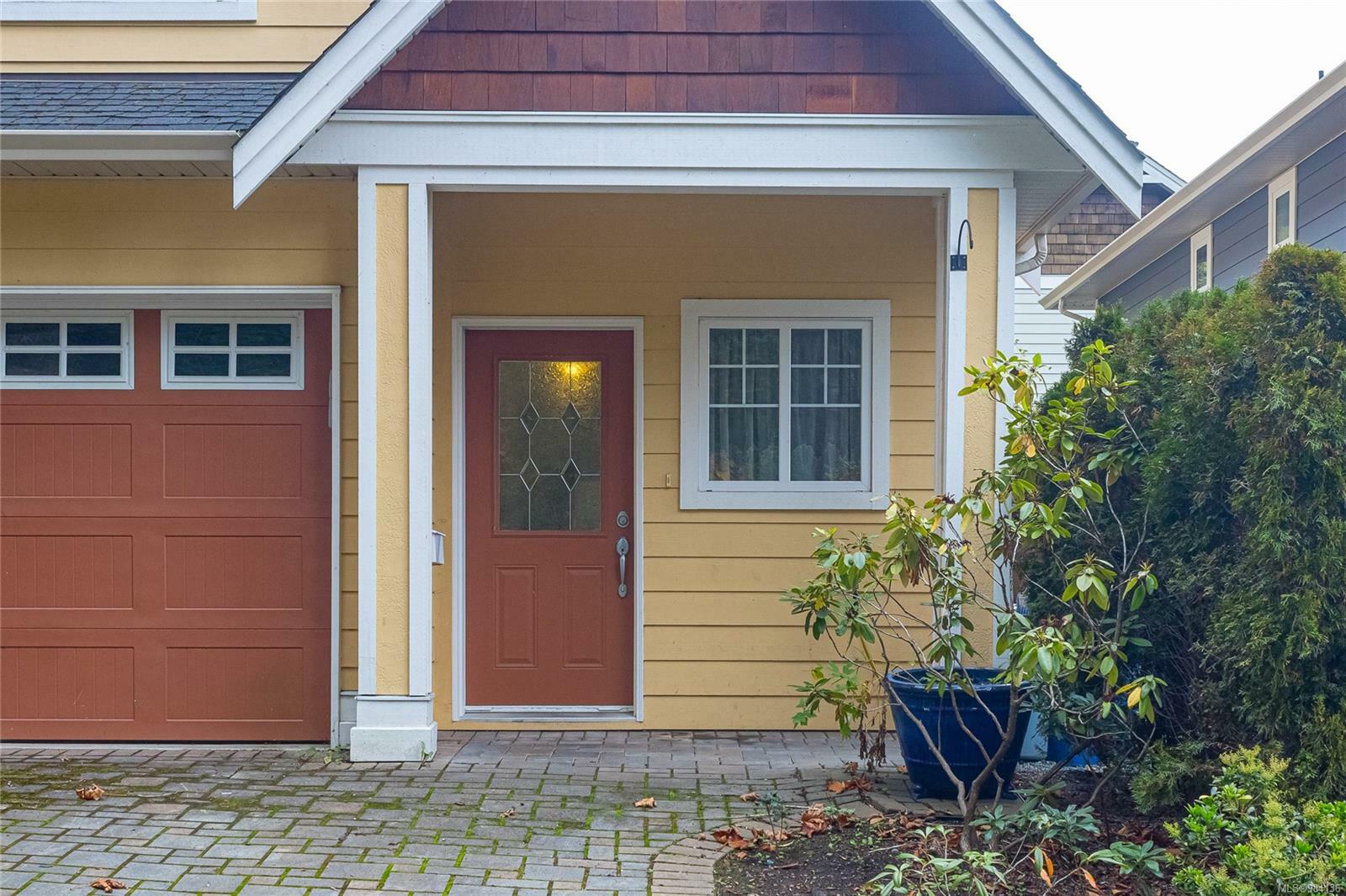 Property Photo:  969 Huckleberry Terr  BC V9C 0A7 