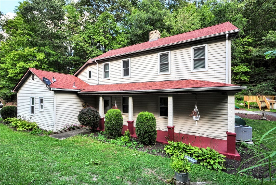 Property Photo:  3053 Scheinbach Rd  PA 15332 