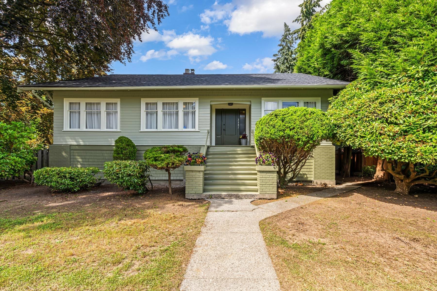 Property Photo:  2287 W 37th Avenue  BC V6M 1P2 