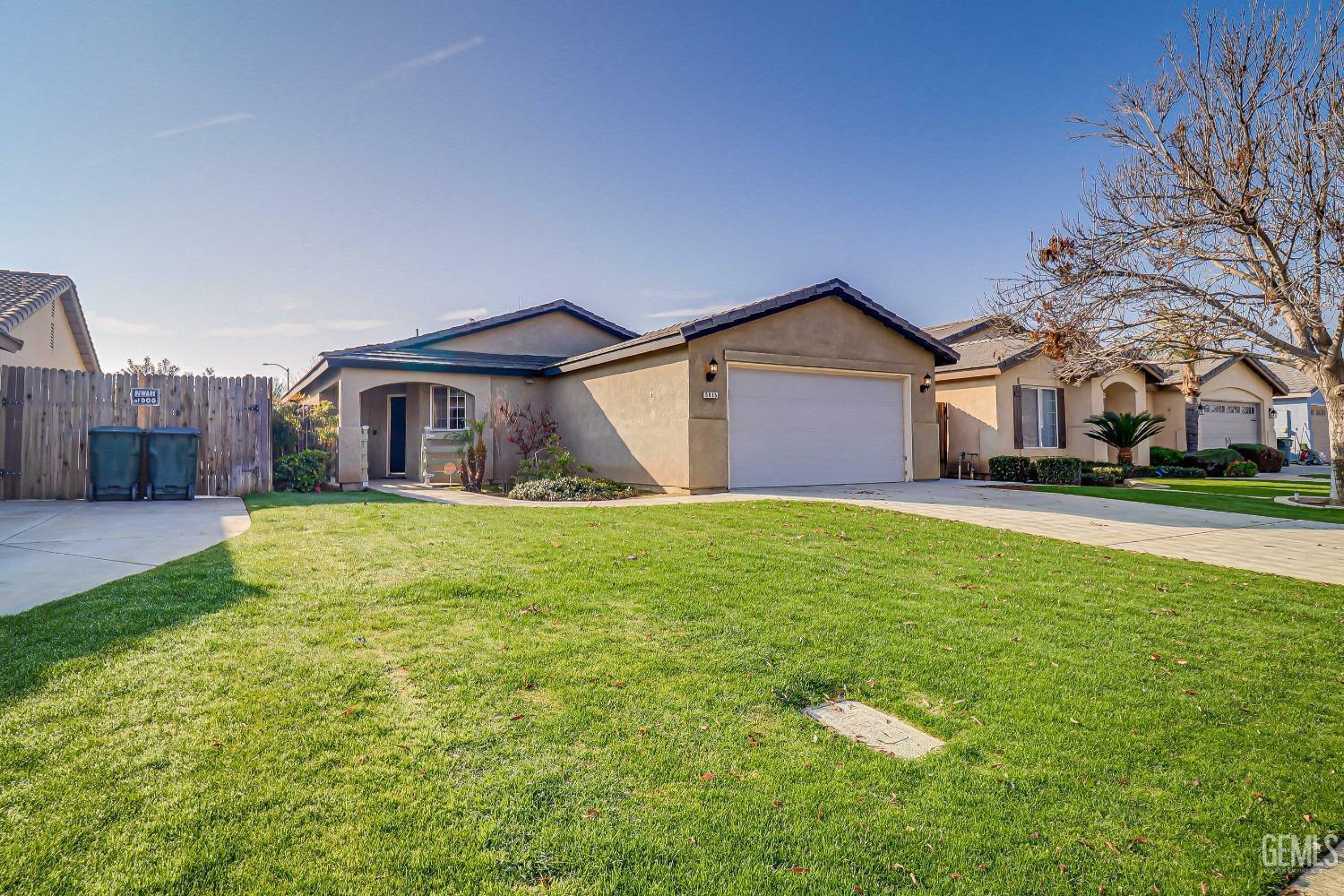 5915 Asti Drive  Bakersfield CA 93308 photo