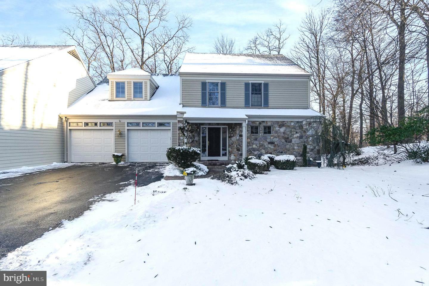 Property Photo:  2086 Rosewood Lane  PA 17403 