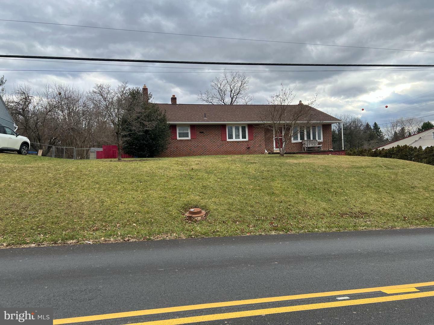 836 Limekiln Rd  New Cumberland PA 17070 photo