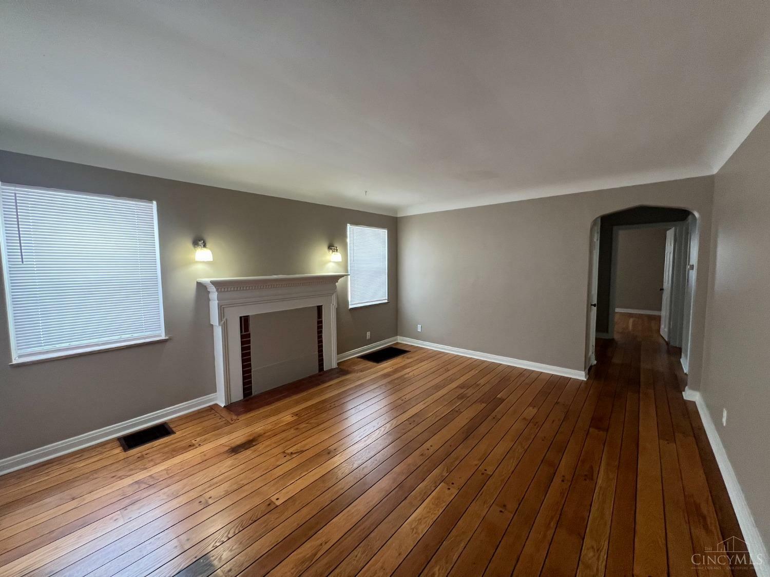 Property Photo:  1417 Laidlaw Avenue  OH 45237 