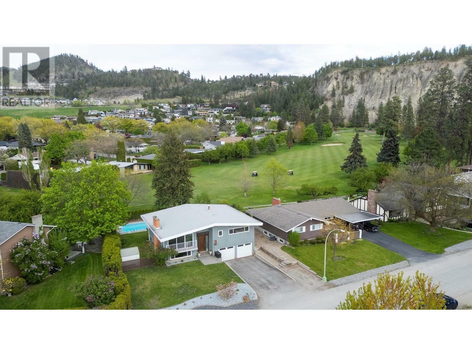 990 Fairway Crescent  Kelowna BC V1Y 4S7 photo