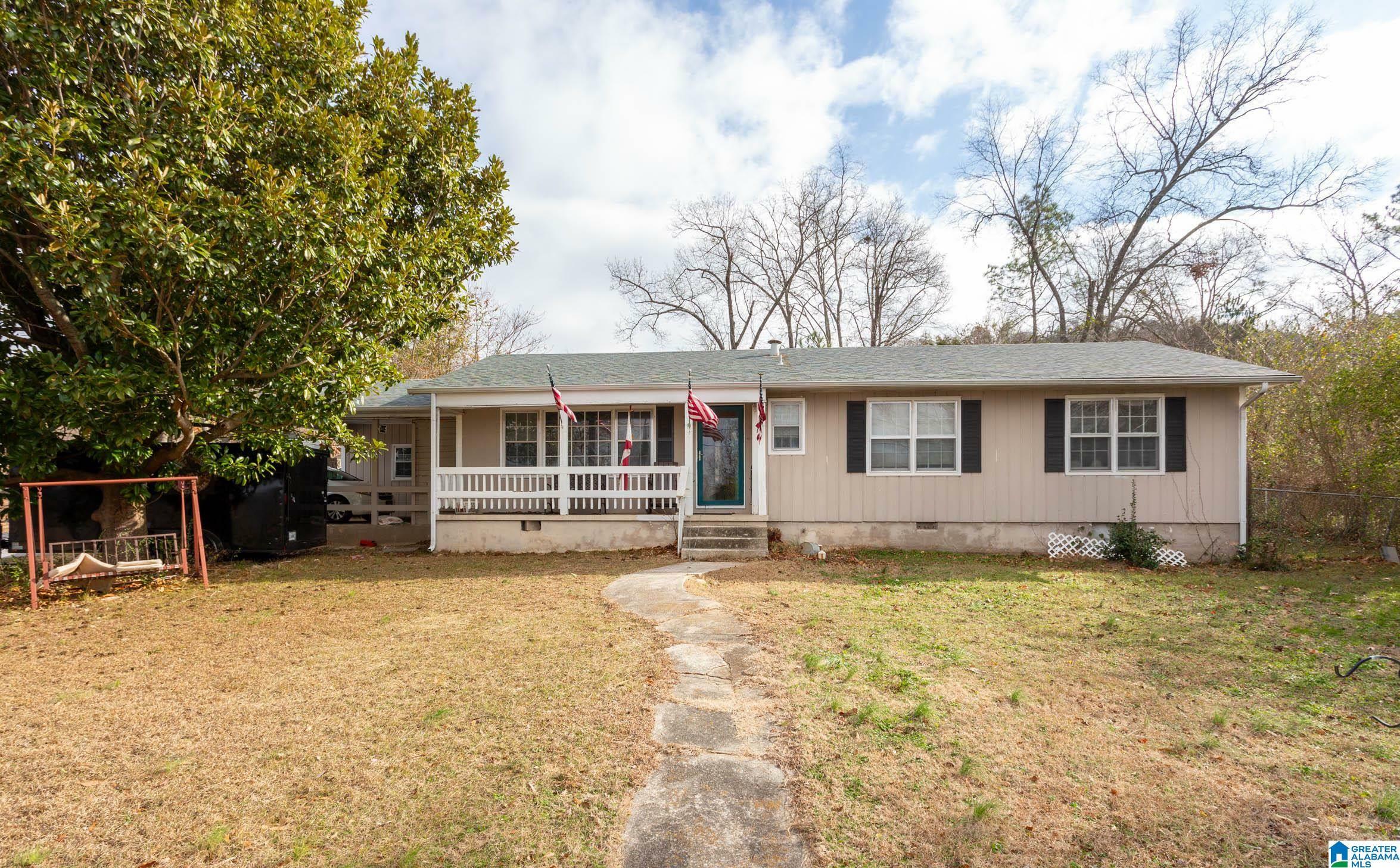 Property Photo:  712 12th Avenue  AL 36265 