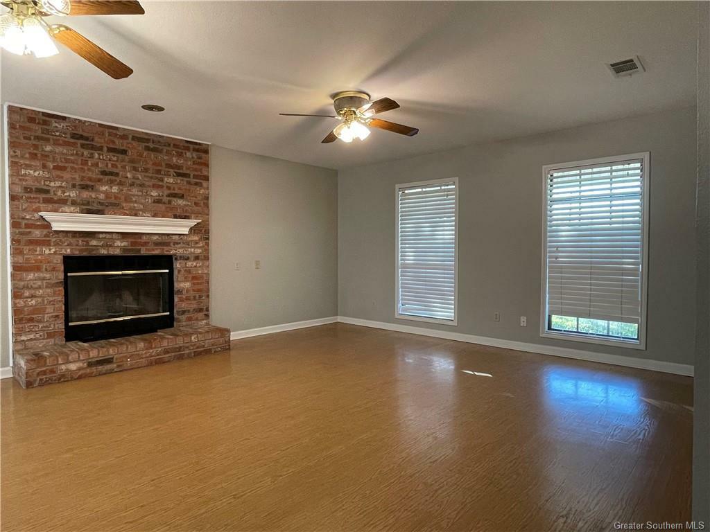 Property Photo:  695 Central Parkway  LA 70605 