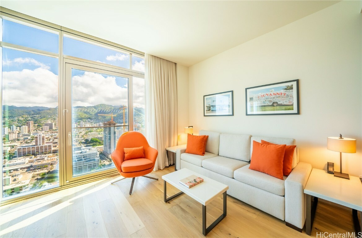 Property Photo:  1390 Kapiolani Boulevard 3906  HI 96814 