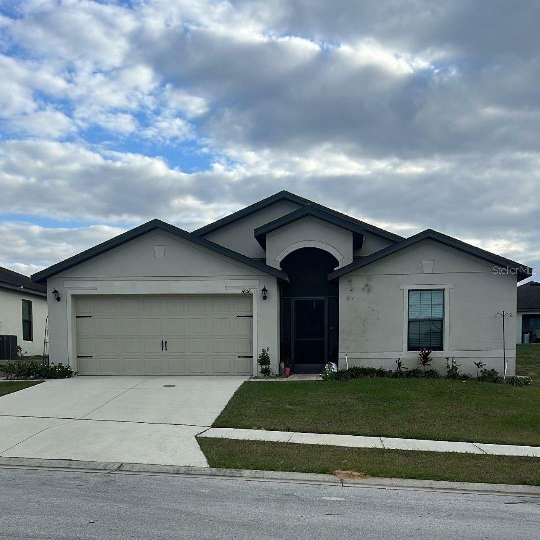 Property Photo:  1606 Steely Drive  FL 33838 