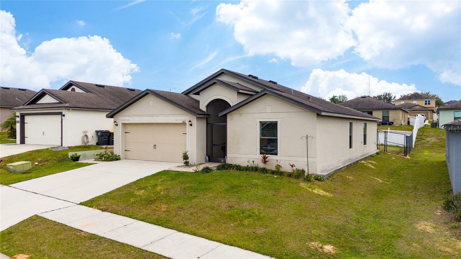 Property Photo:  1606 Steely Drive  FL 33838 