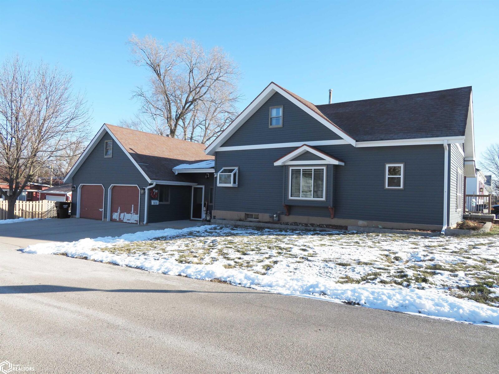 Property Photo:  1613 W Main Street  IA 50158
