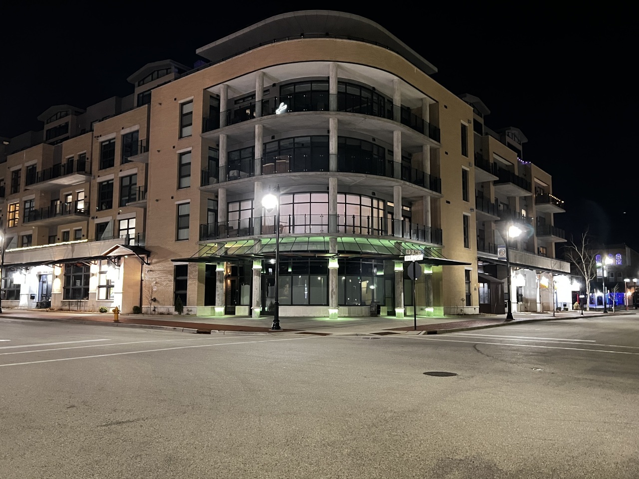 Property Photo: 215 E Pleasant St 508 WI 53066