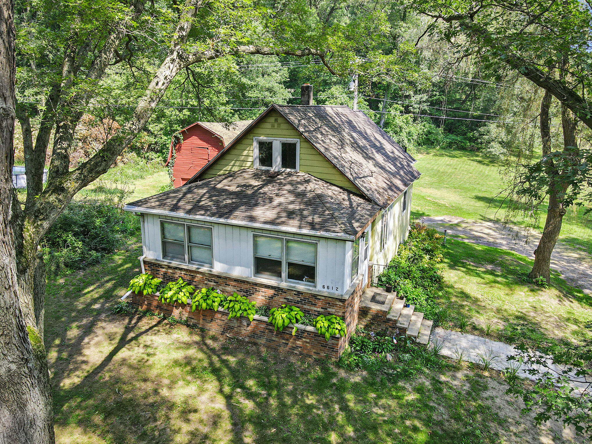 Property Photo:  6612 Hart Drive  MI 49009 