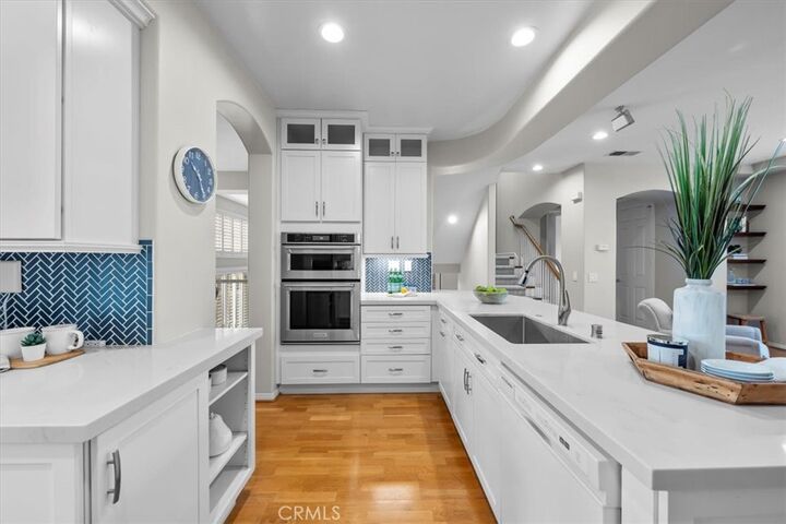 Property Photo:  2889 Plaza Del Amo 213  CA 90503 