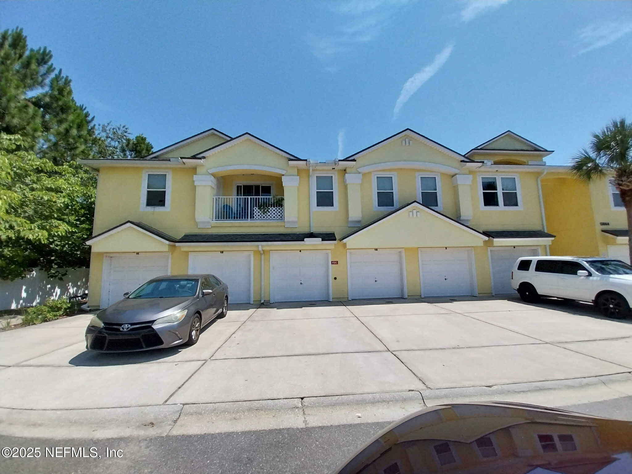 Property Photo: 13864 Herons Landing Way 10-4 FL 32224