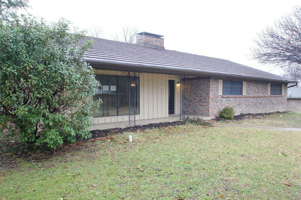 Property Photo:  6940 Bal Lake Drive  TX 76116 