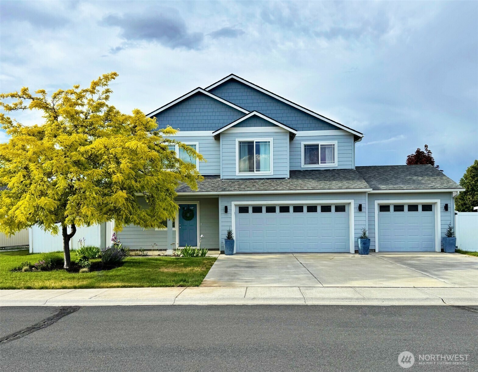 807  5th Avenue NE  Ephrata WA 98823 photo