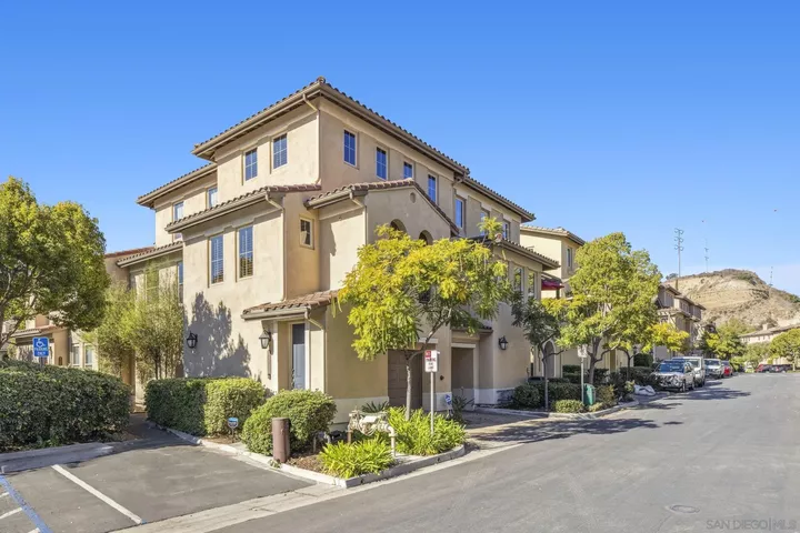 Property Photo:  2695 Piantino Cir  CA 92108 