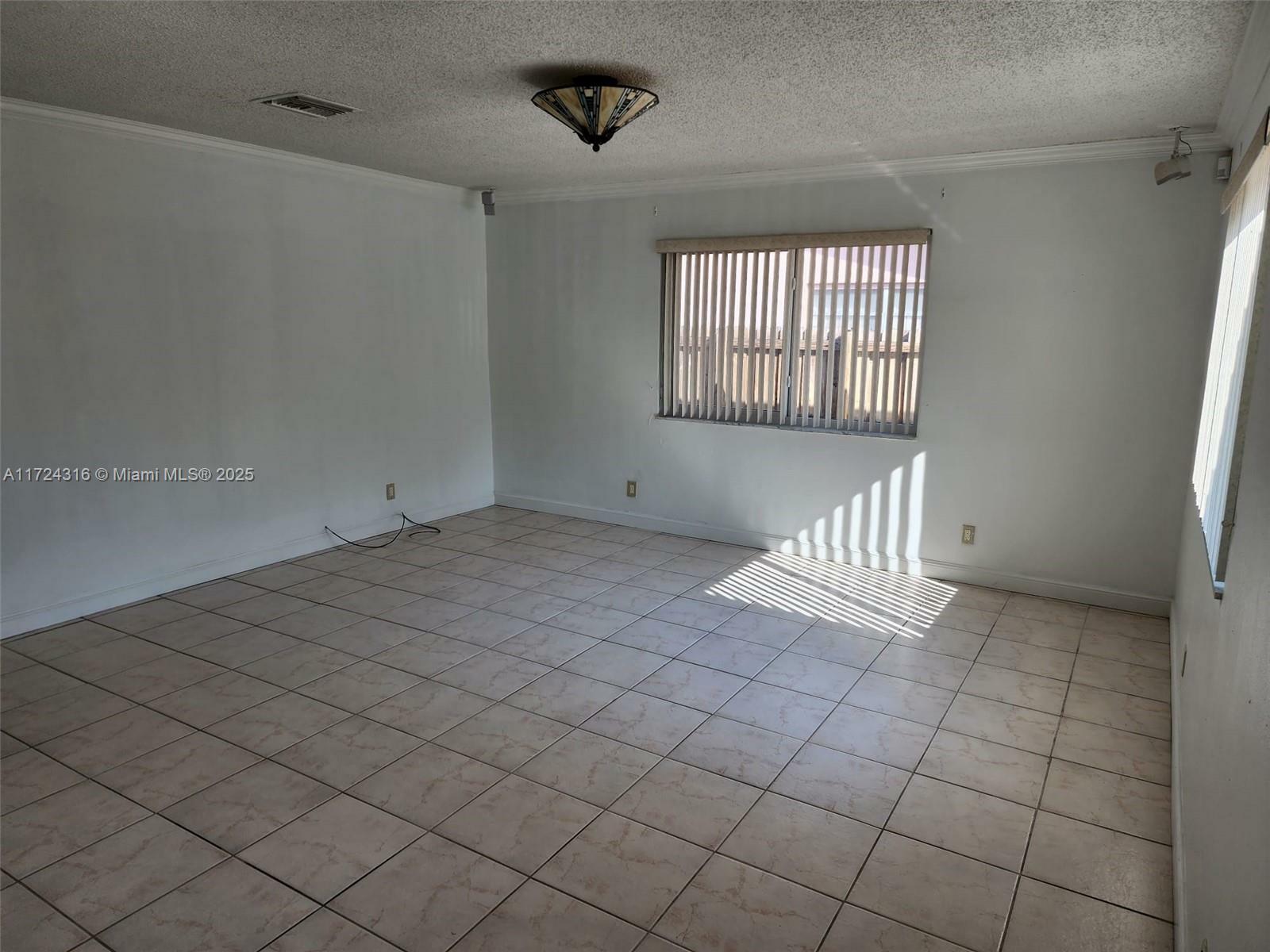 Property Photo:  2241 Jackson St Front  FL 33020 