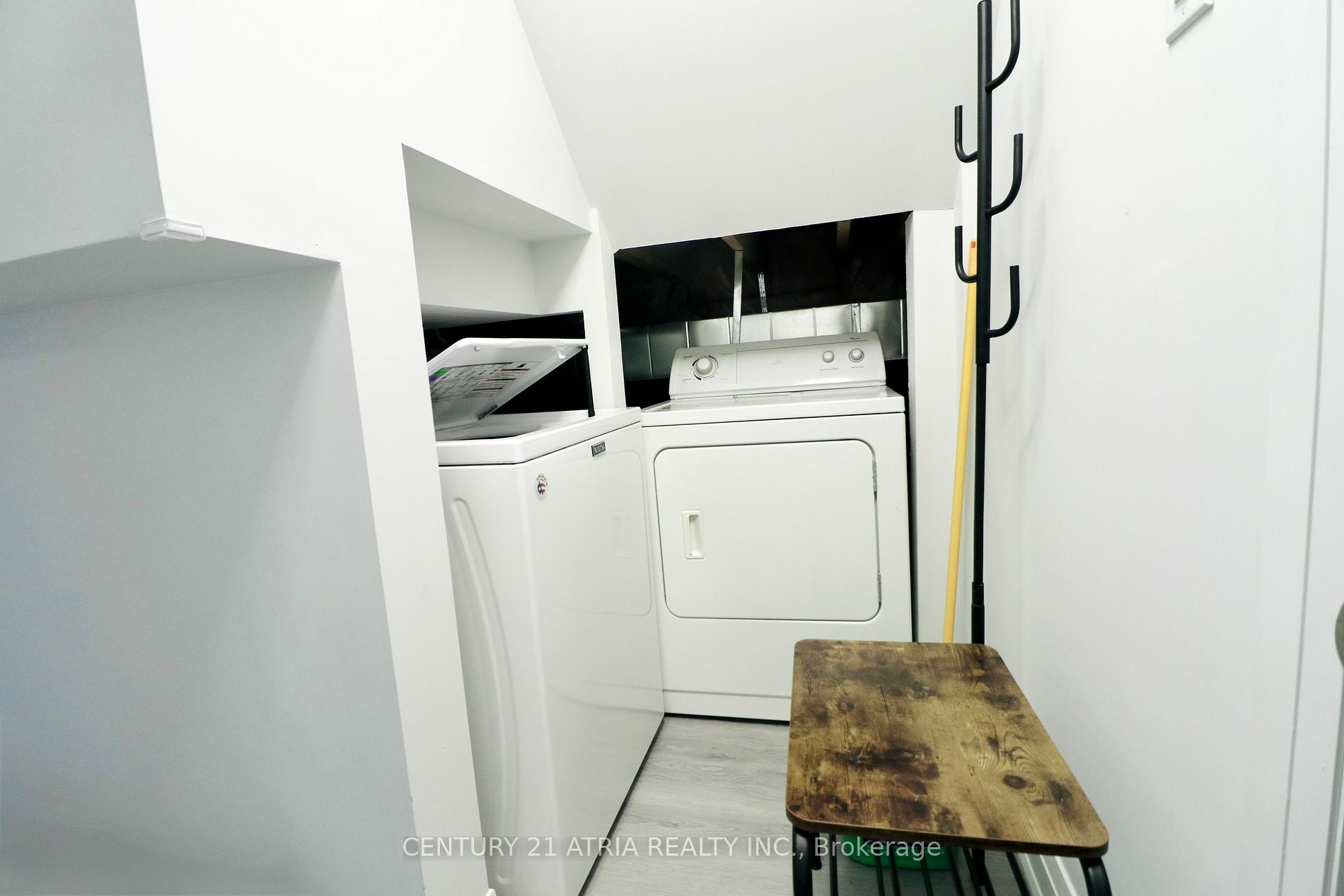 Property Photo: 241 Robert Parkinson Drive Bsmt ON L7A 3Y1