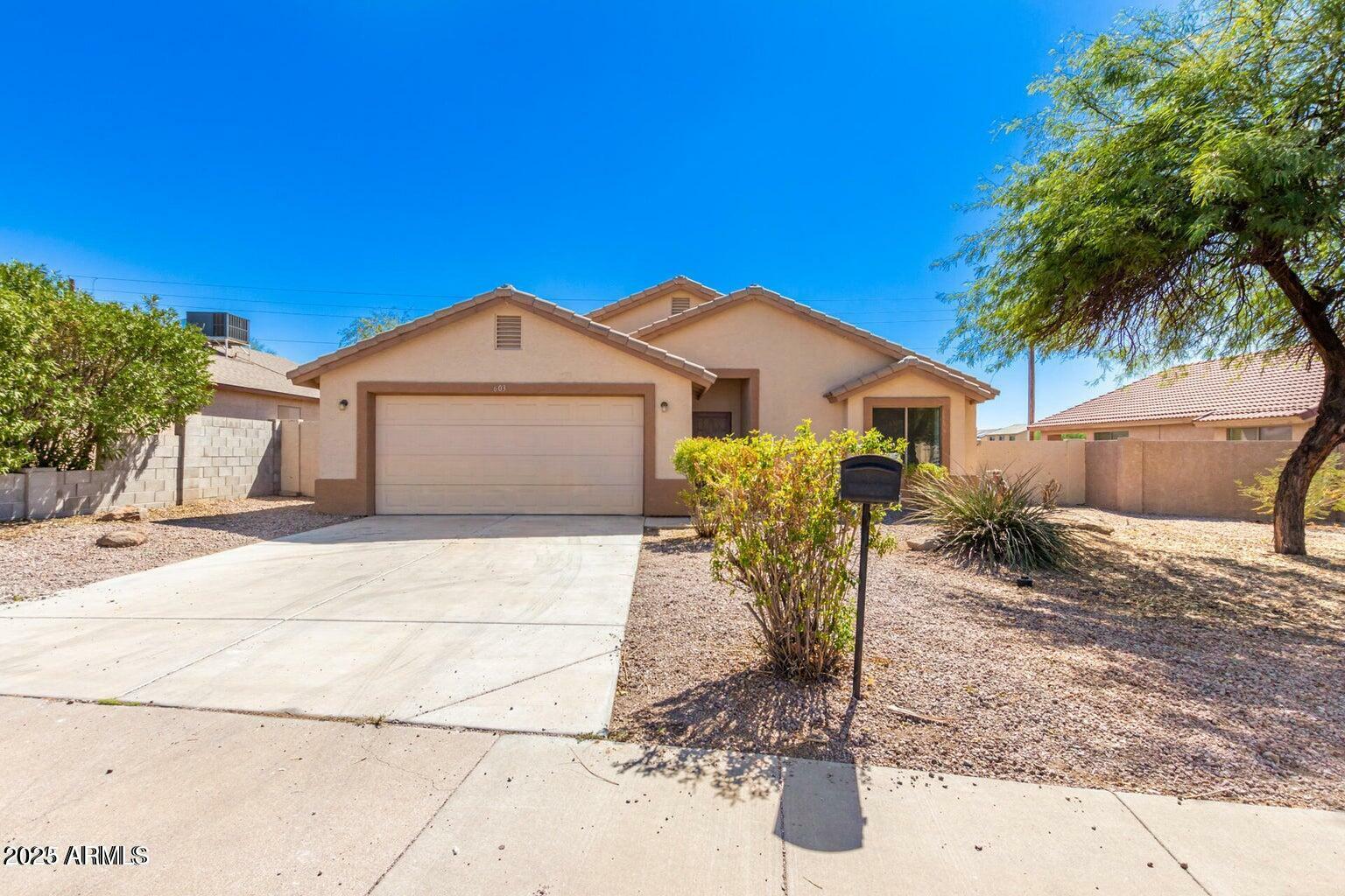 603 W Sierra Vista Drive  Apache Junction AZ 85120 photo