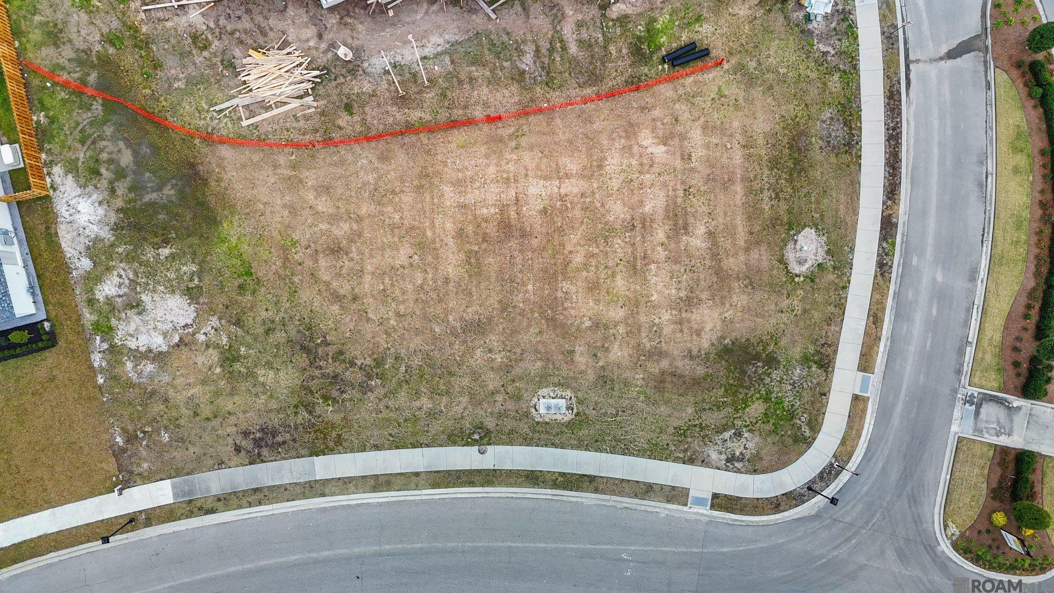 Property Photo: 1607 Tiger Crossing Dr LA 70810