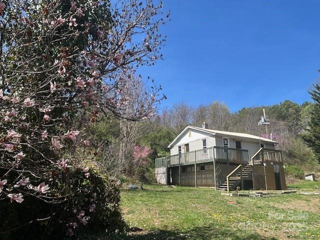 Property Photo: 14 Dry Leaf Road NC 28701
