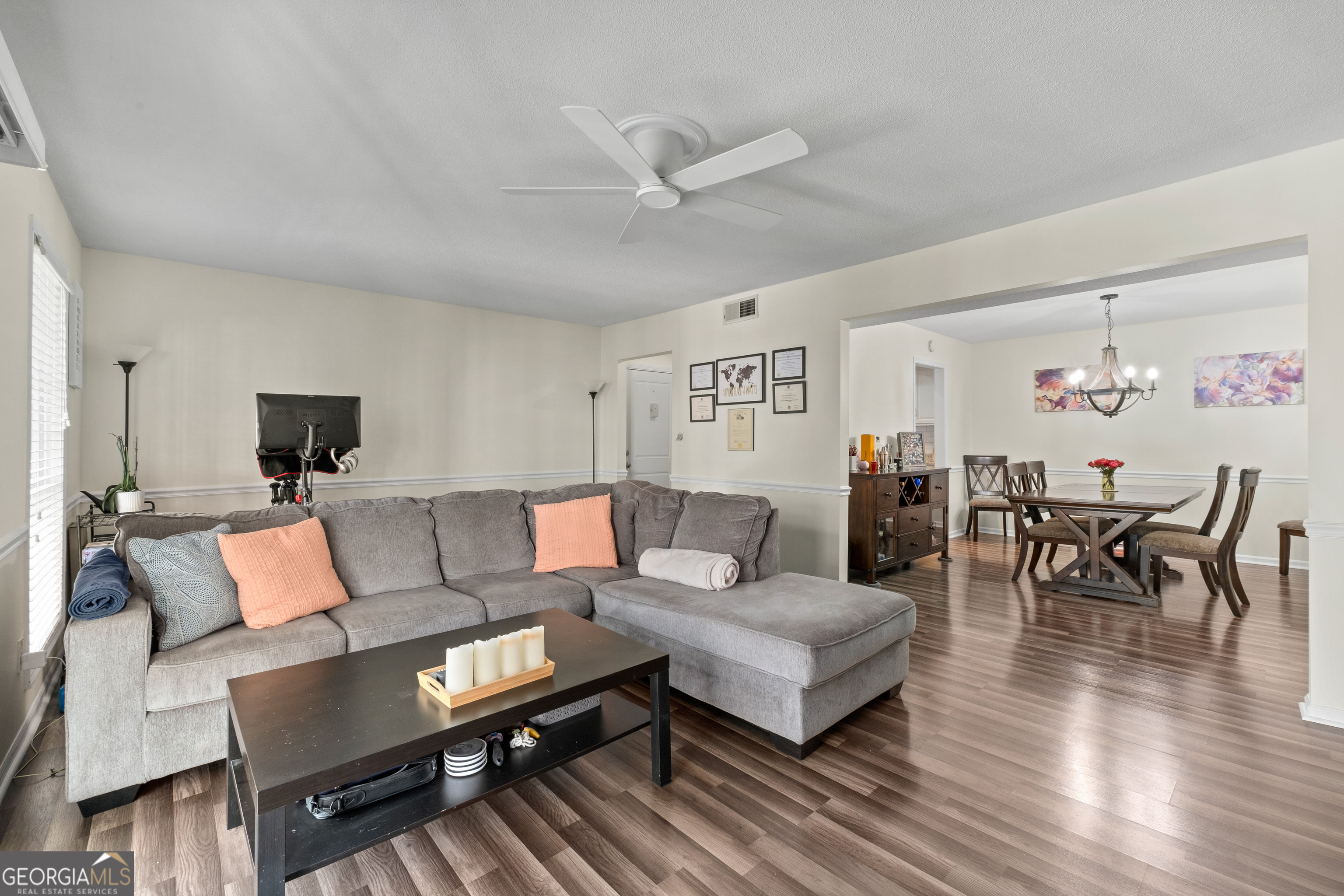 6851 Roswell Road F35  Atlanta GA 30328 photo