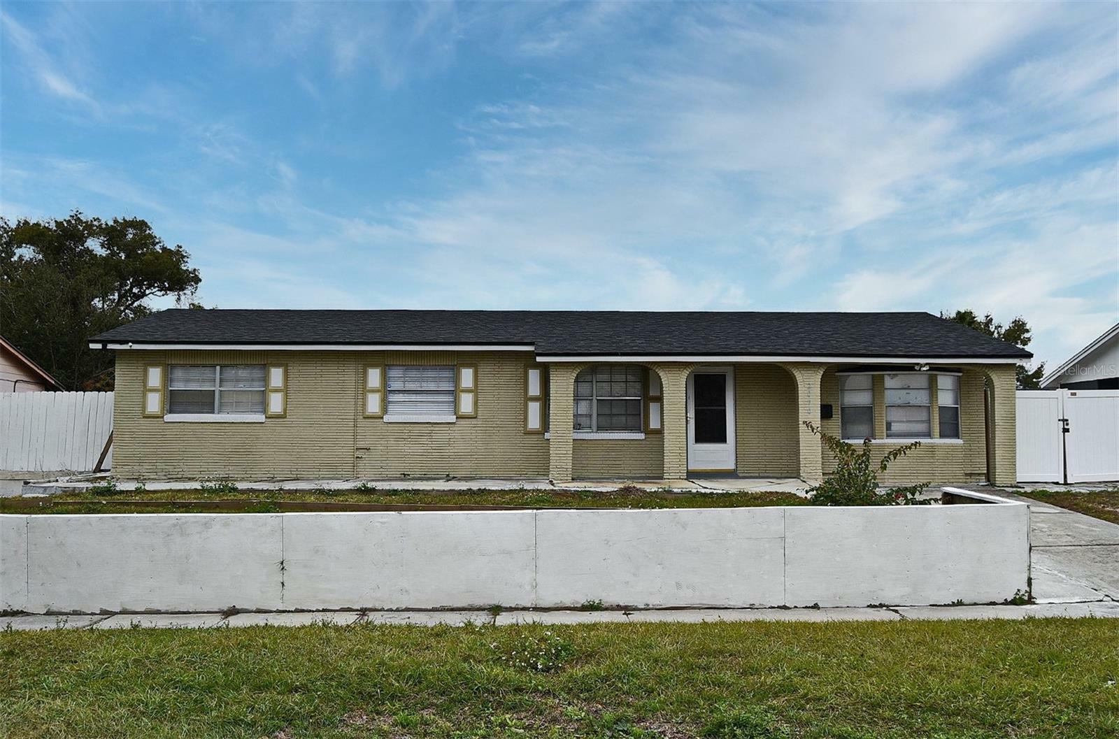 Property Photo:  2090 Ashland Boulevard  FL 32808 