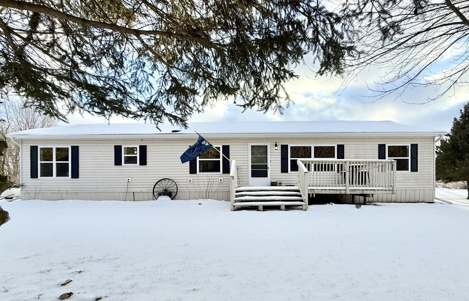 Property Photo:  6343 W Almy Road  MI 48886 